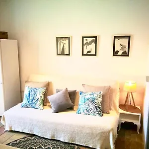 Wink Cozy Apartment